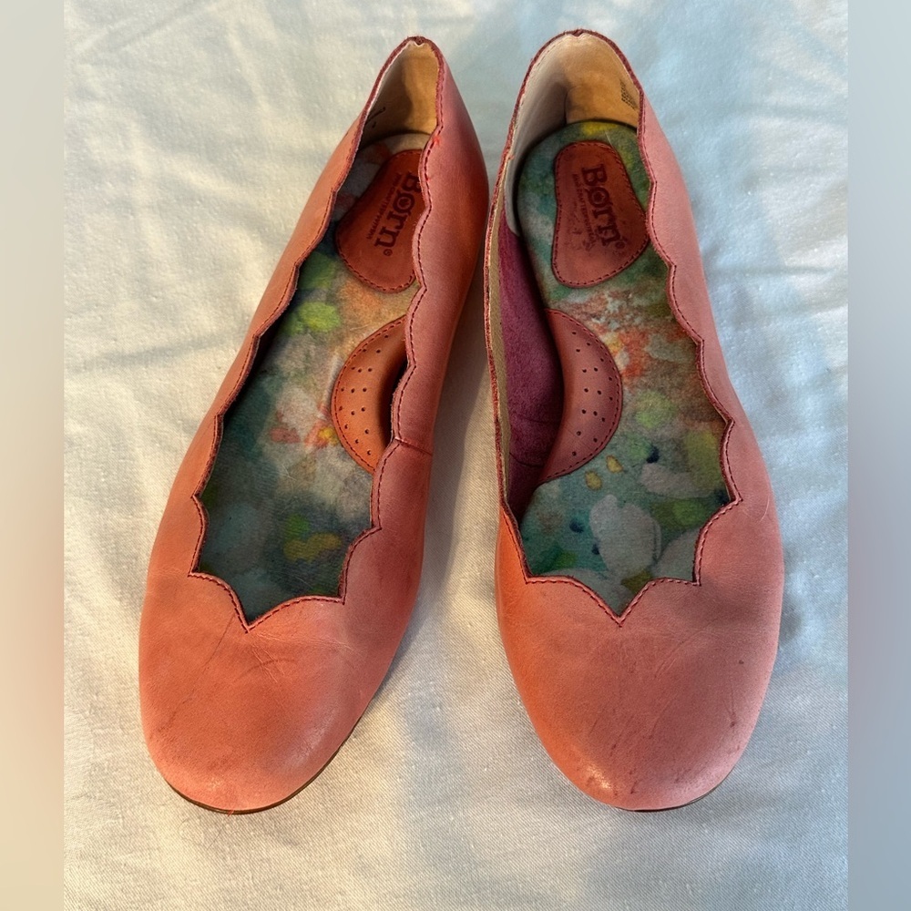 Born Tlythe Scalloped Ballet Flats Coral Pink Sz 8 - Picture 6 of 11